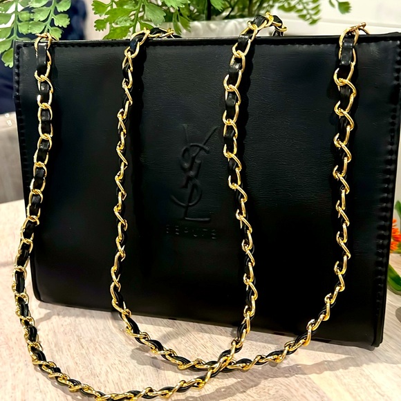 🆕YSL Black Shoulder Clutch + NEW YSL Satin lipstick 💄 RM - Picture 8 of 16